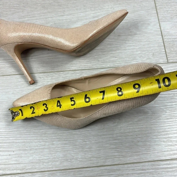 Marc Fisher Pointed Heels size 7 1/2 - Picture 7 of 11